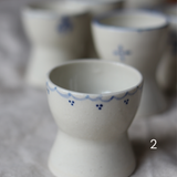 Porcelánový stojánek na vajíčko